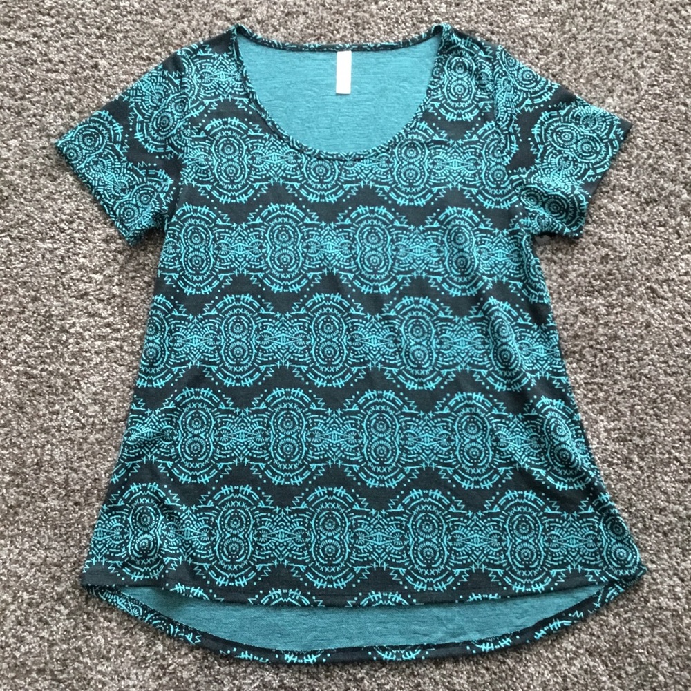 SALE 🎉 LuLaRoe Aqua and Charcoal Classic Tee L